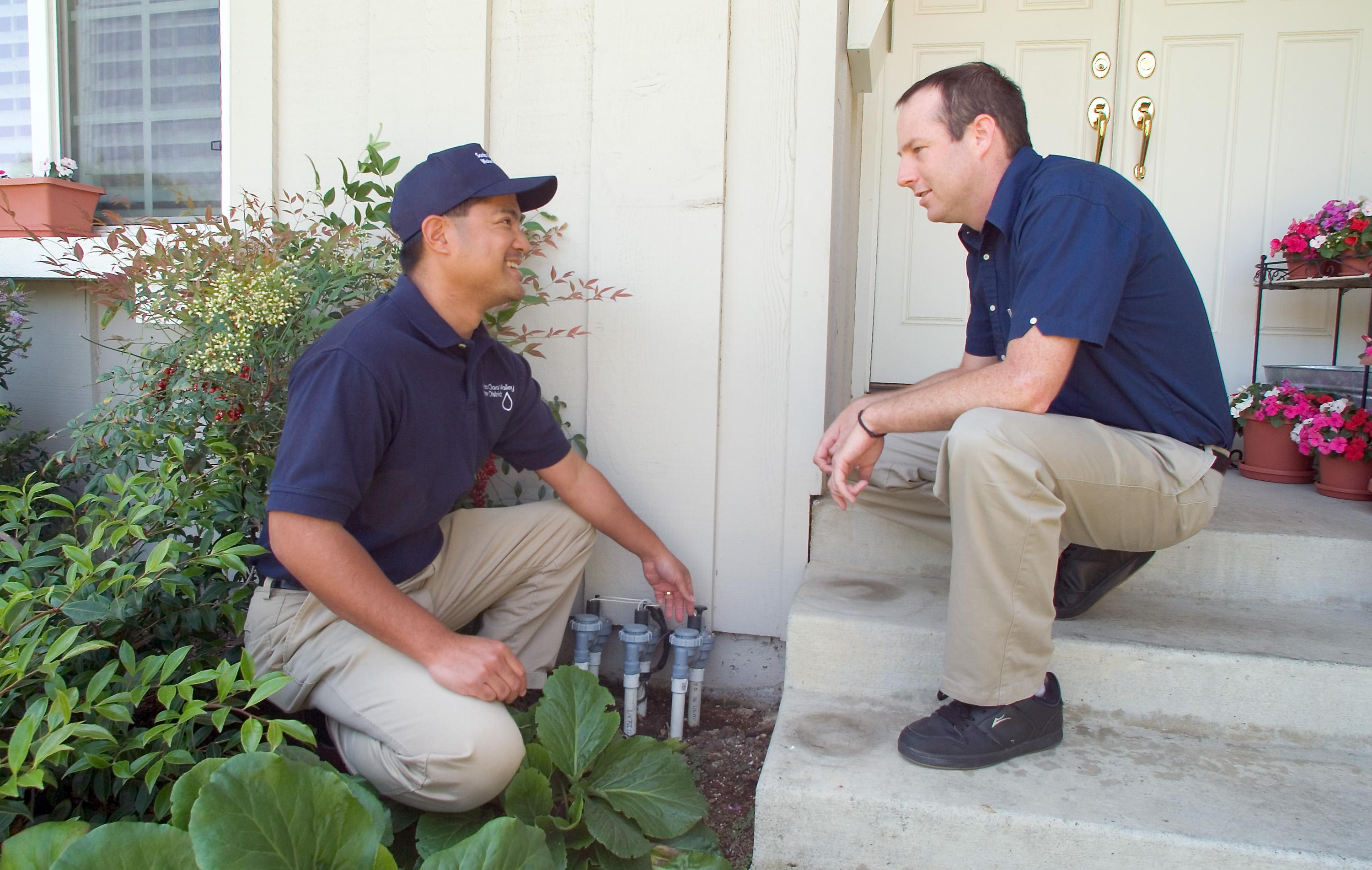 Outdoor surveyor and customer